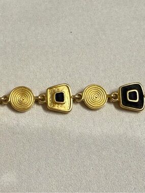 Liz Claiborne Gold-Tone Link Bracelet with Black Accents